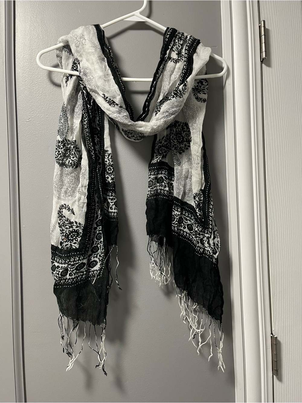 Black & White Printed Fringe Scarf - Women's Accessories
